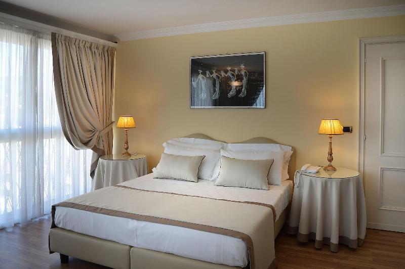 Hotel Grand Ambasciatori 3*